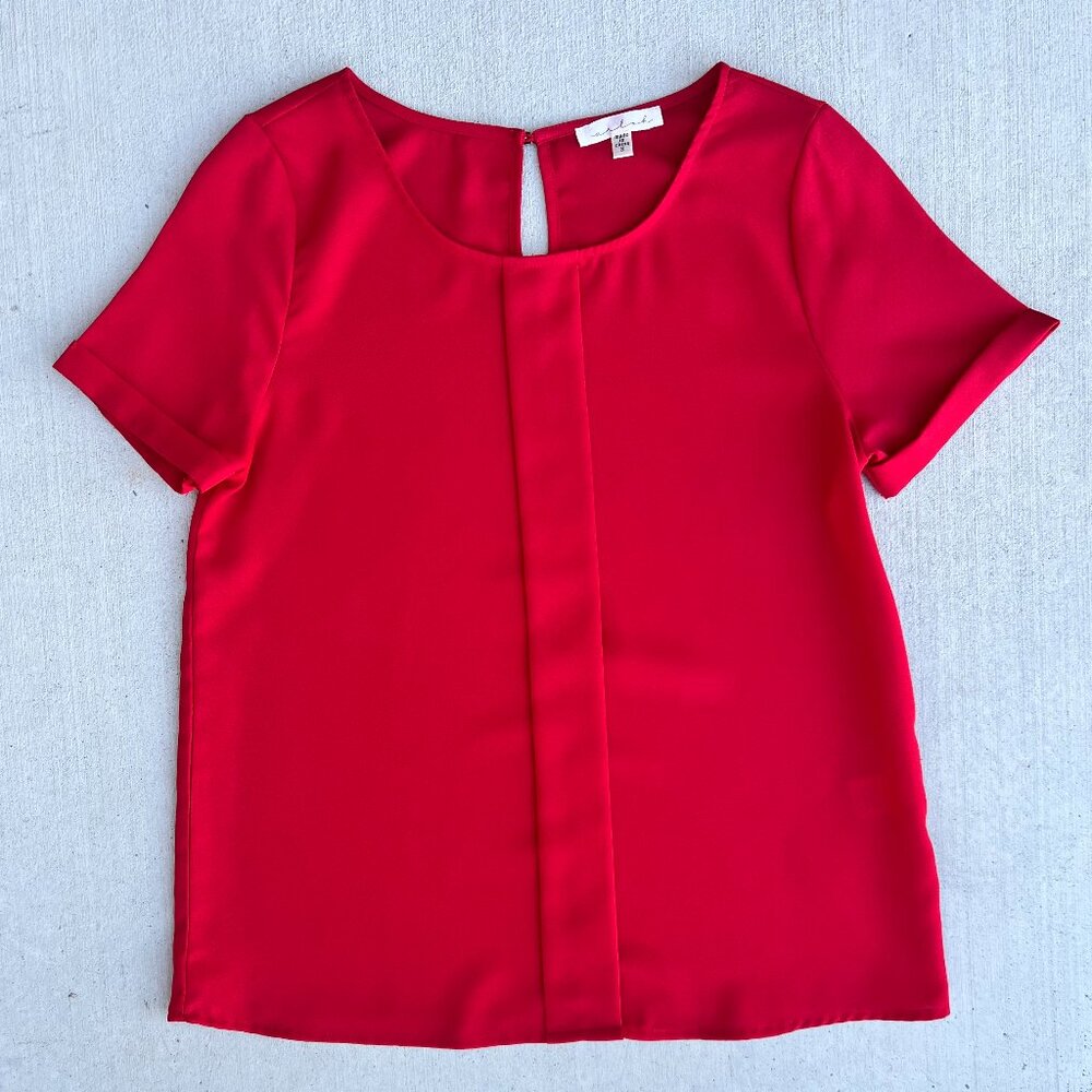 Arloh Red Short Sleeve Workwear Blouse With Box Pleat Front Detail Size Small